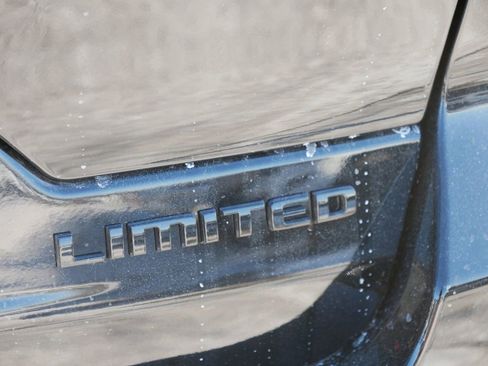 New 2025 Jeep Grand Cherokee Limited image 13