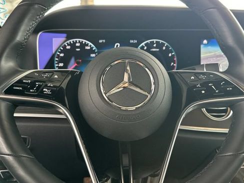 Used 2022 Mercedes-Benz E 350 Sedan image 28