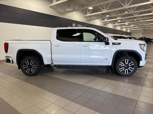 Used 2021 GMC Sierra 1500 AT4 w/ AT4 Value Package AWD/4WD image 7