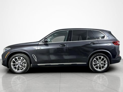 Used 2023 BMW X5 sDrive40i w/ Executive Package image 2