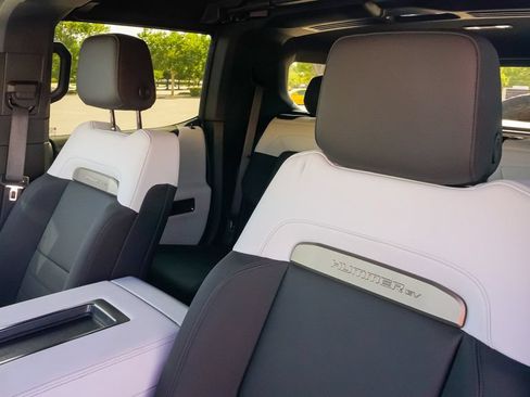 Used 2025 GMC Hummer EV 2X w/ LPO, Cargo Utility Package AWD/4WD image 26