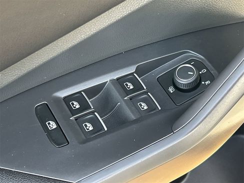 Certified 2023 Volkswagen Jetta Sport image 18