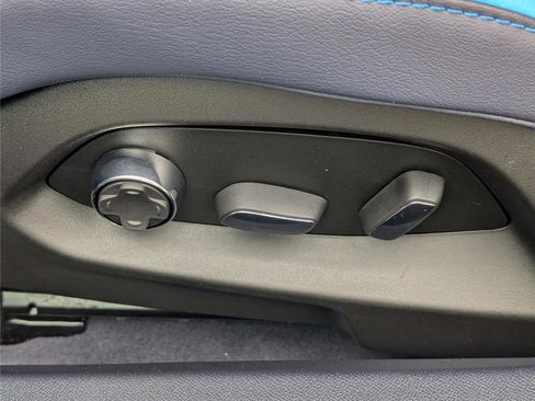 Used 2024 Chevrolet Corvette Stingray Premium Cpe w/ Z51 Performance Package image 22