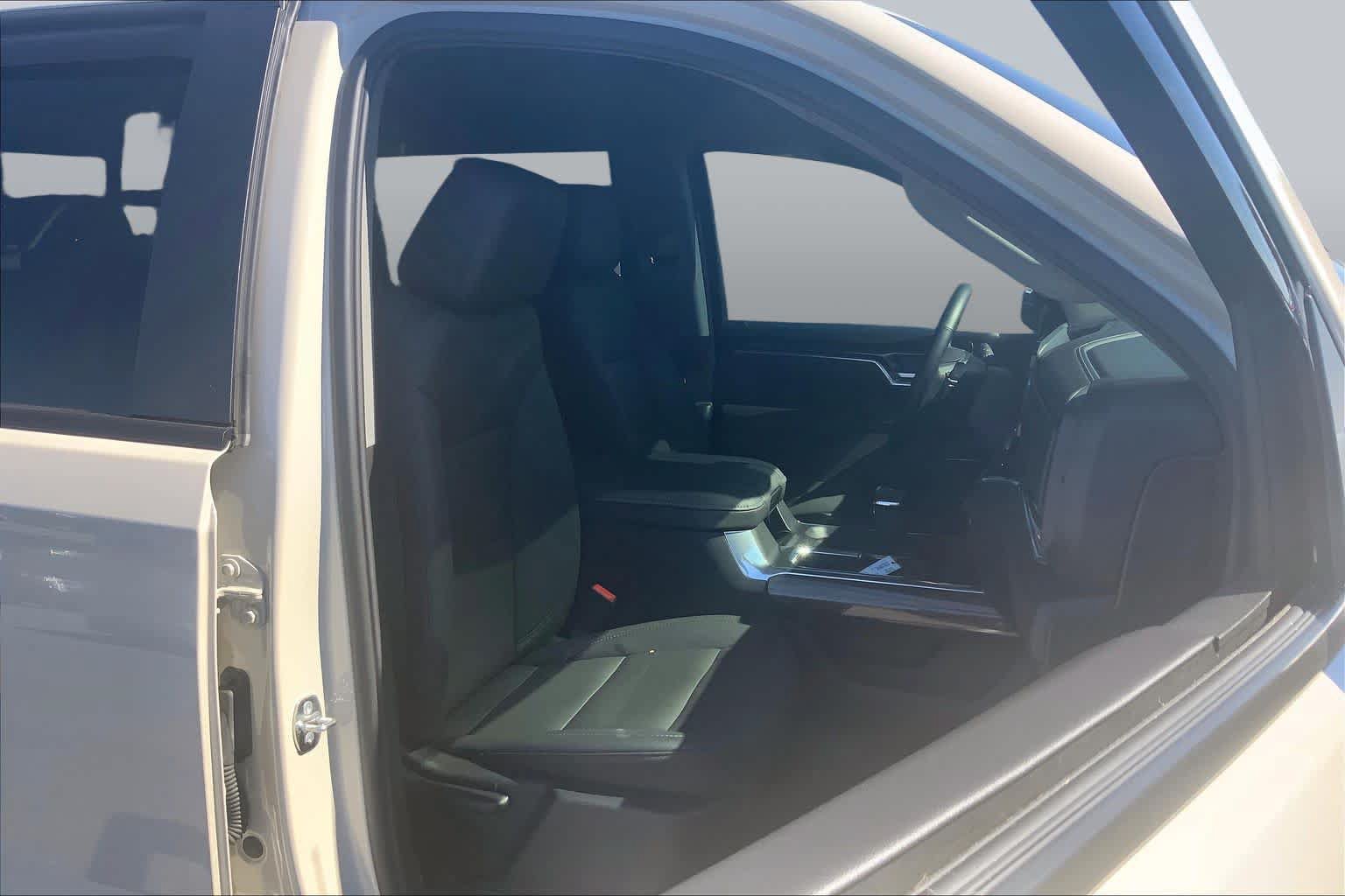 Used 2026 Chevrolet Silverado 1500 RST w/ RST All Star Premium Package AWD/4WD image 9
