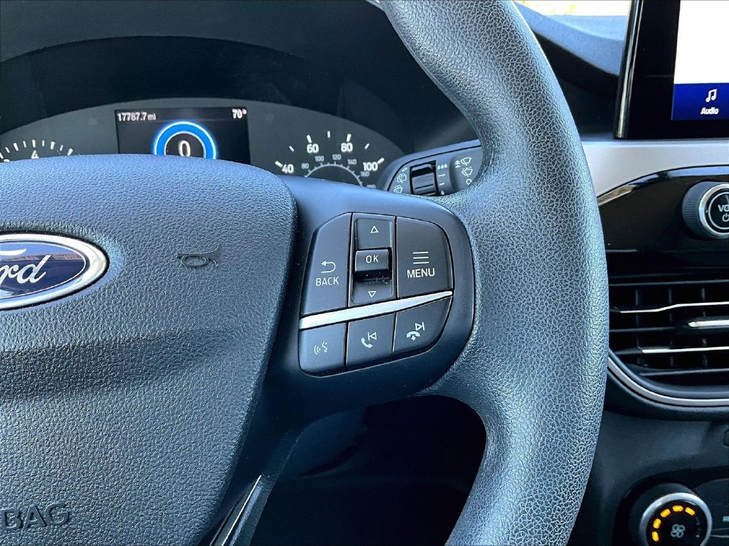 Used 2022 Ford Escape SE FWD image 14