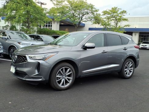 Used 2024 Acura RDX SH-AWD w/ Technology Package image 3