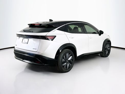 Used 2023 Nissan Ariya FWD image 9