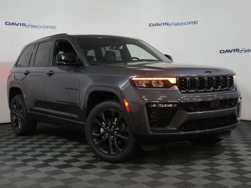 New 2026 Jeep Grand Cherokee Limited image 4