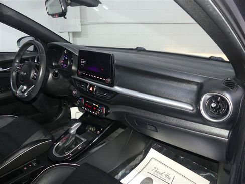 Used 2023 Kia Forte GT-Line w/ GT-Line Premium Package FWD image 24