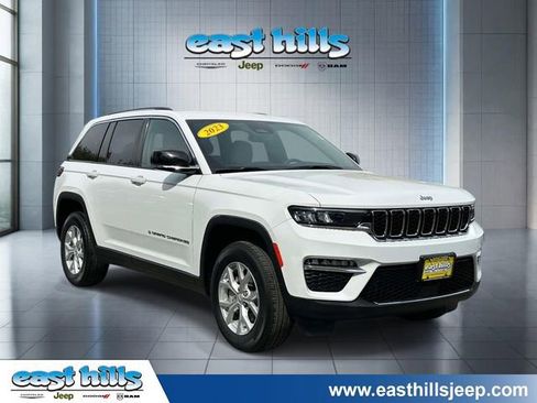 Certified 2023 Jeep Grand Cherokee Limited AWD/4WD image 1