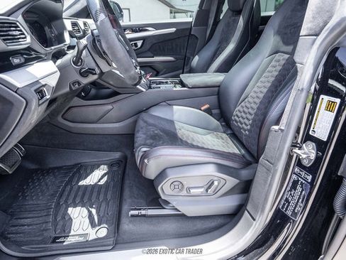 Used 2021 Lamborghini Urus AWD/4WD image 39