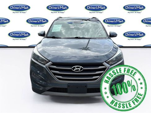 Used 2017 Hyundai Tucson Value AWD/4WD image 2
