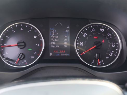 Used 2021 Toyota RAV4 XLE w/ Convenience Package AWD/4WD image 20