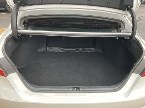 Used 2020 Toyota Camry XSE image 10