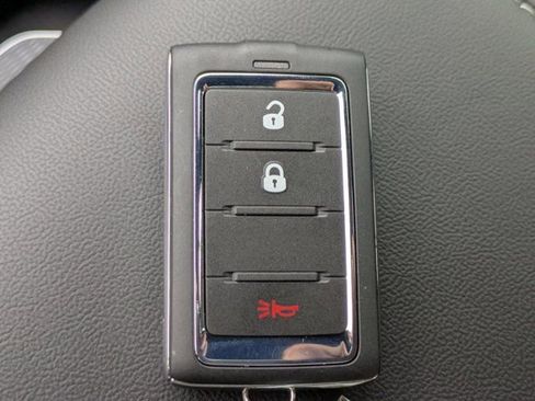 New 2025 Jeep Grand Cherokee L Laredo image 26