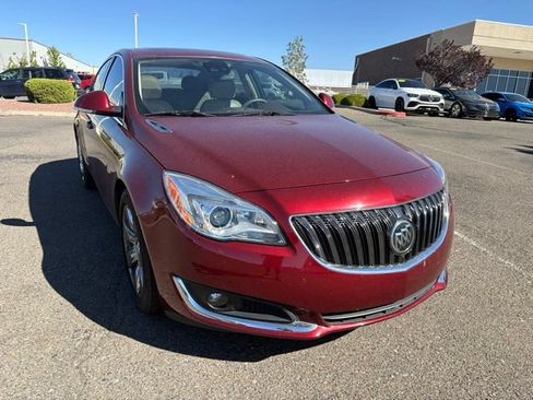 Used 2016 Buick Regal Premium w/ Driver Confidence Package #2 FWD image 3