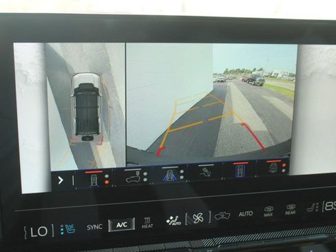 New 2025 GMC Hummer EV 3X w/ Extreme Off-Road Package image 10