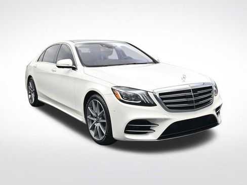Used 2019 Mercedes-Benz S 560 S 560 w/ AMG Line Exterior image 2