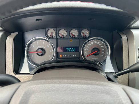 Used 2010 Ford F150 XLT image 20