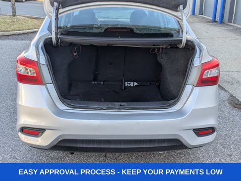 Used 2019 Nissan Sentra S w/ Appearance Package FWD image 7