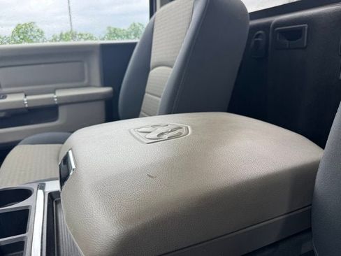 Used 2012 RAM 1500 Classic SLT w/ Luxury Group AWD/4WD image 22