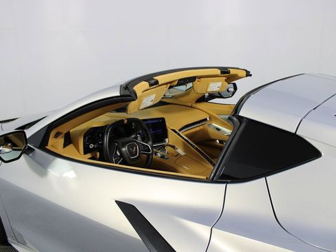 Used 2022 Chevrolet Corvette 3LT w/ Z51 Performance Package image 46