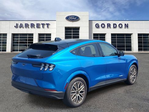 New 2025 Ford Mustang Mach-E Premium image 4