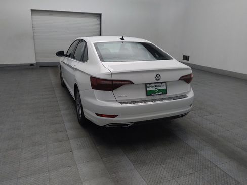 Used 2020 Volkswagen Jetta R-Line w/ R-Line Cold Weather Package FWD image 5