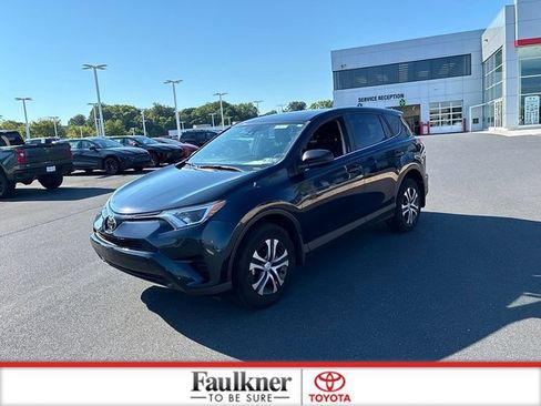 Used 2017 Toyota RAV4 LE w/ All Weather Liner Package AWD/4WD image 13