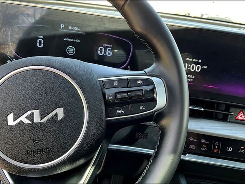 Certified 2023 Kia Sportage X-Line w/ X-Line Premium Package image 12