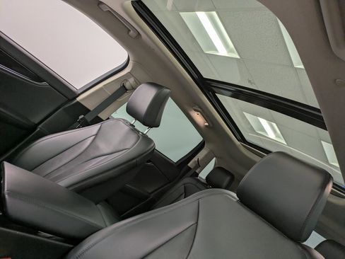 Used 2021 Lincoln Nautilus Reserve w/ Cargo Utility Package image 21