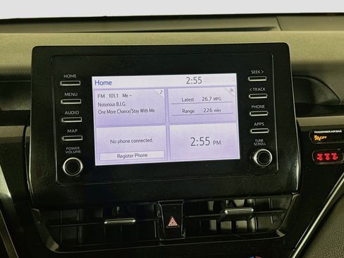 Used 2022 Toyota Camry LE FWD image 21