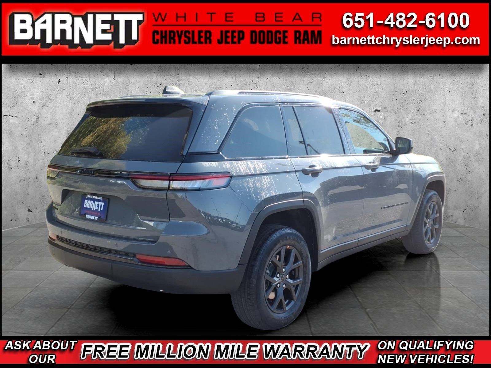 New 2027 Jeep Grand Cherokee Laredo X AWD/4WD image 6