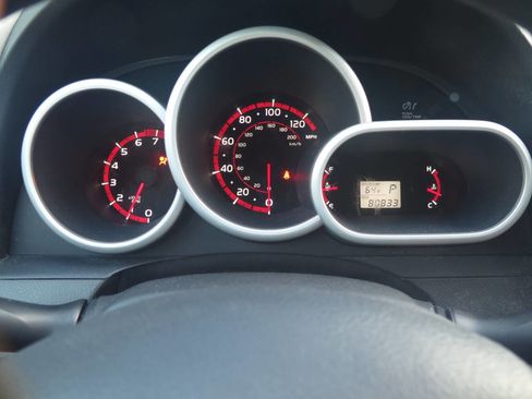 Used 2009 Toyota Matrix FWD image 9