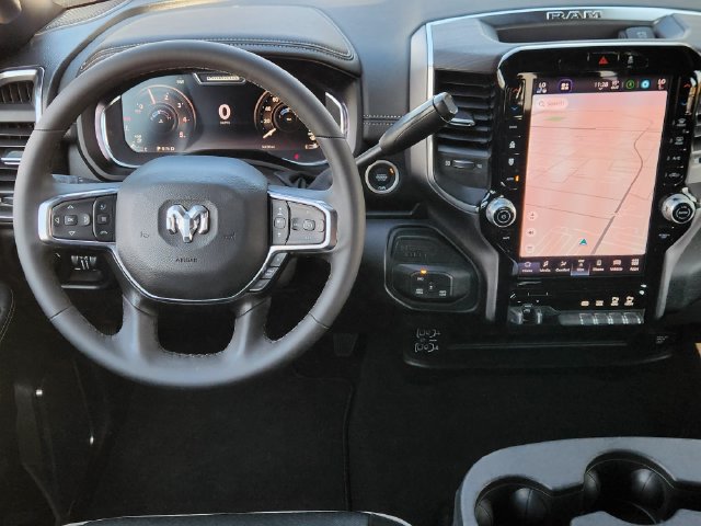 Used 2026 RAM 2500 Laramie AWD/4WD image 34