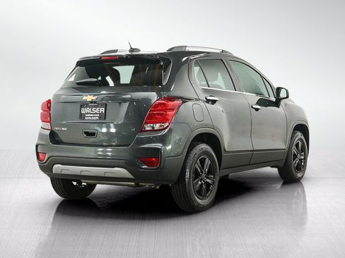 Used 2020 Chevrolet Trax LT w/ LT Convenience Package AWD/4WD image 5
