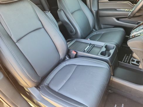 Certified 2024 Honda Odyssey Touring image 15