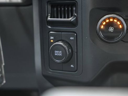 Used 2021 Ford F150 XLT AWD/4WD image 26