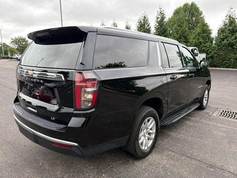 Used 2024 Chevrolet Suburban LT AWD/4WD image 5