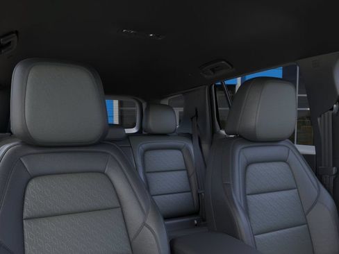 New 2027 Chevrolet Equinox LT w/ Convenience Package II FWD image 24