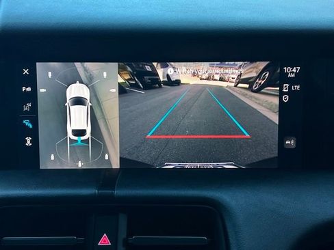 Used 2022 Porsche Taycan 4 Cross Turismo w/ Premium Package image 27