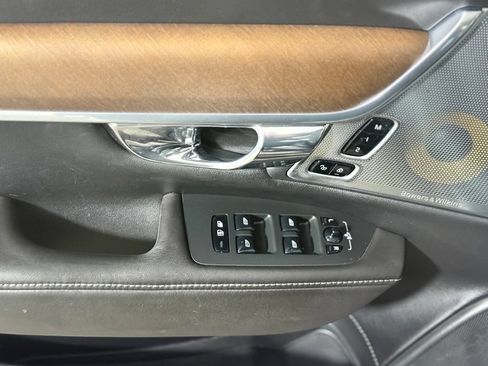Used 2017 Volvo S90 T6 Inscription w/ Vision Package AWD/4WD image 21