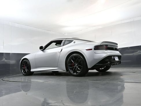 Used 2023 Nissan Z w/ Floor Mat Package (L93) RWD image 19