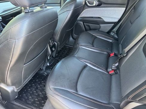 Used 2022 Jeep Compass Latitude w/ Sun and Sound Group image 11