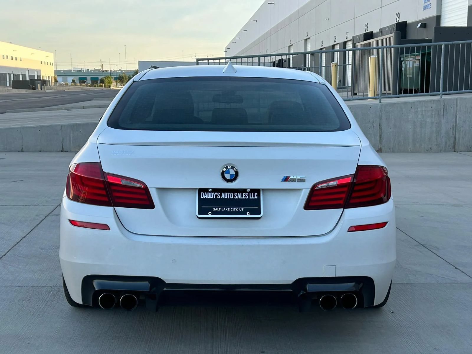 Used 2013 BMW M5 RWD image 5