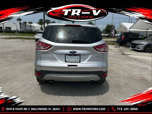 Used 2014 Ford Escape SE w/ Equipment Group 201A FWD image 8