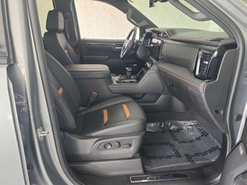 Certified 2023 GMC Sierra 1500 AT4 w/ AT4 Premium Package AWD/4WD image 28