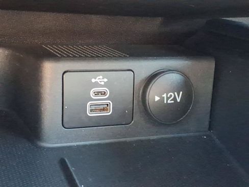 Used 2024 Ford Escape ST-Line w/ Tech Pack #1 AWD/4WD image 19