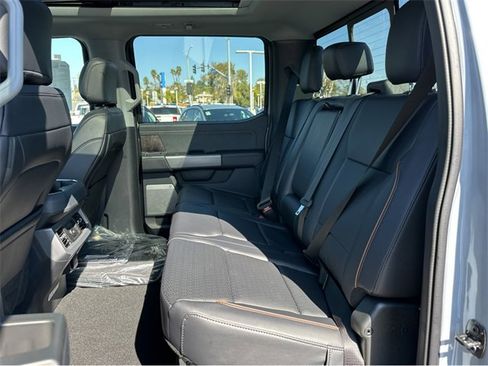 New 2025 Ford F250 Lariat w/ Lariat Ultimate Package image 18