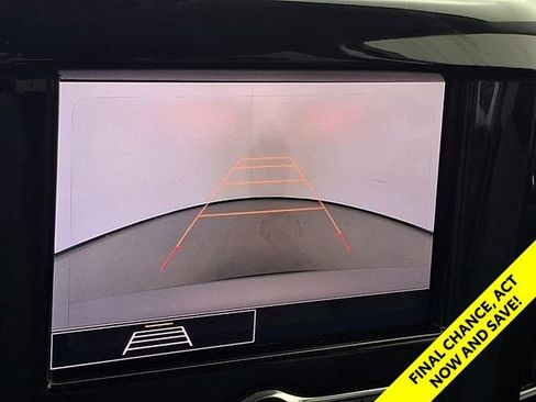 Used 2020 Chevrolet Traverse LS FWD image 22